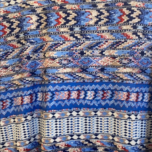 T-Shirt - Picture 3 of 4